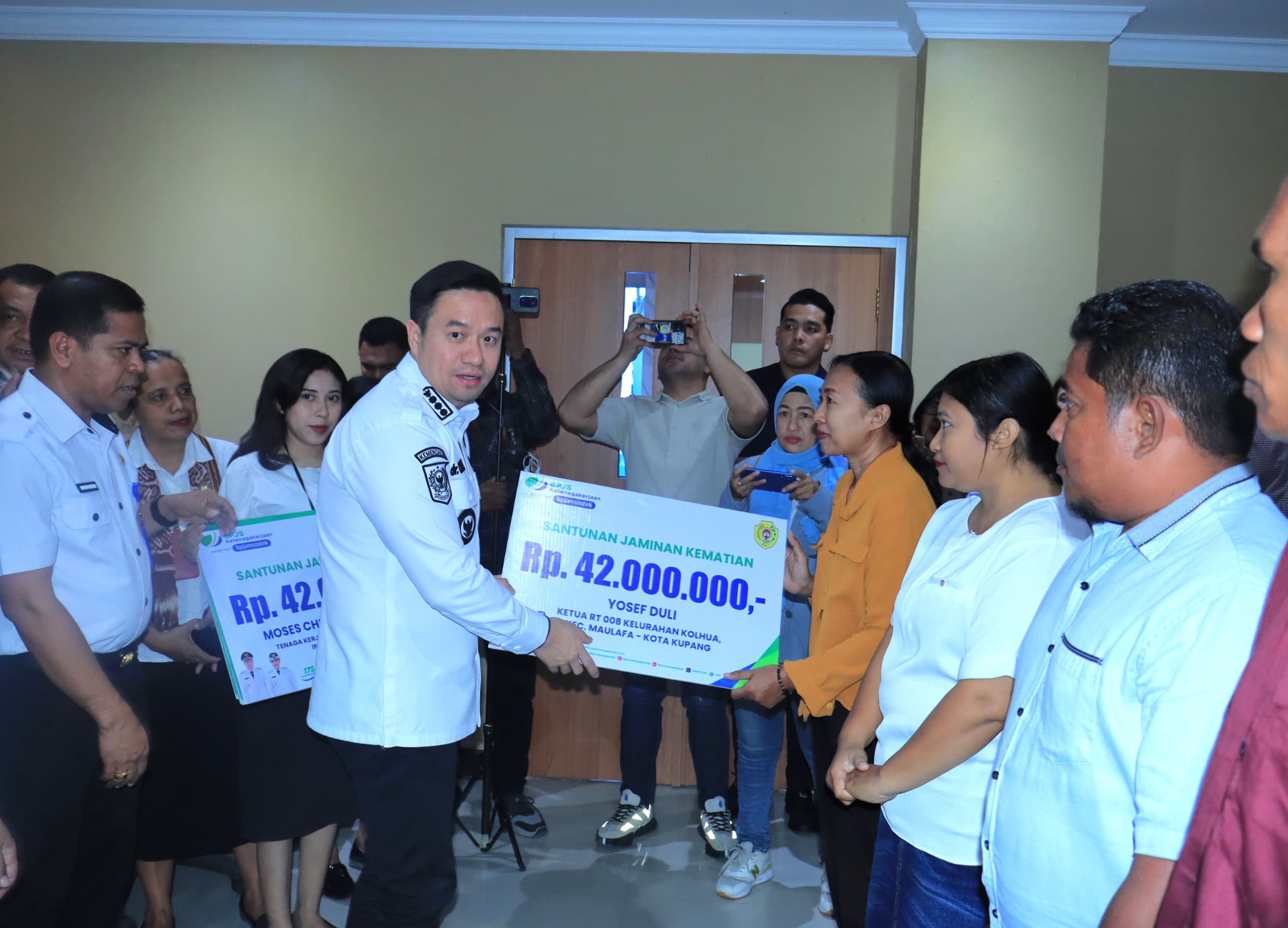 Gambar Berita