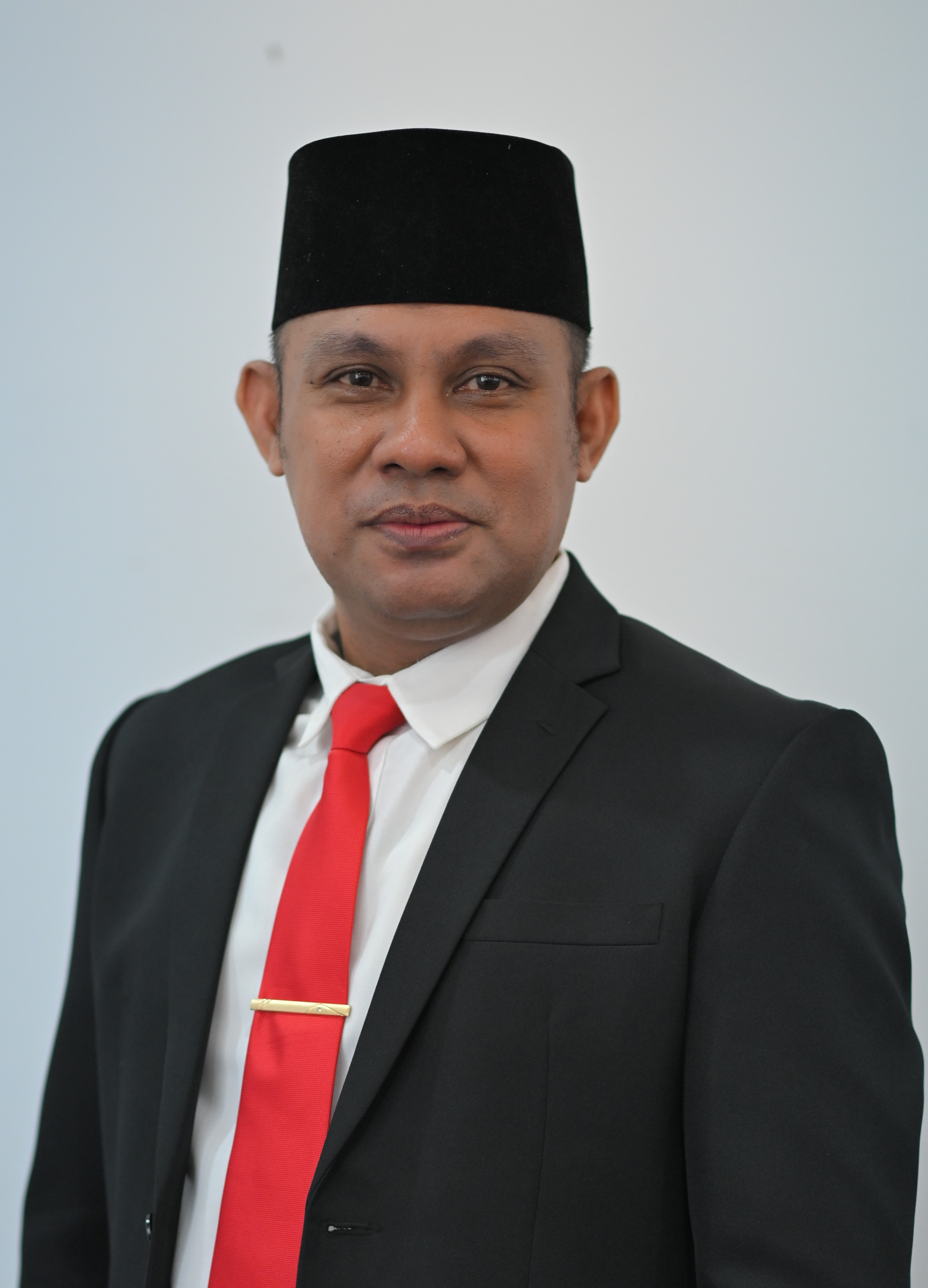 Hengky C. Malelak, S.STP, M.Si